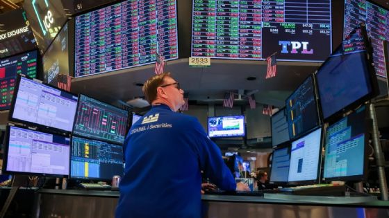 El riesgo país superó los 500 puntos y las acciones cayeron hasta 32%