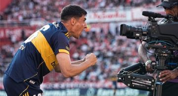Boca se lo ganó en la última y con polémica a Estudiantes en La Plata