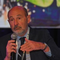 "Argentina pasó cinco décadas con déficit fiscal y eso dejó al sector privado con menos acceso al crédito"