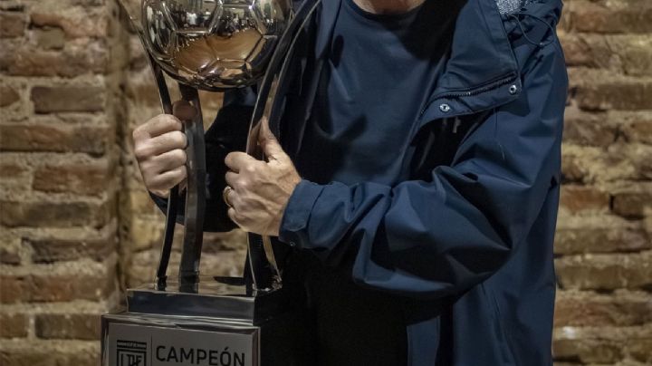 El presidente de Lanús se mostró a favor de la copa otorgada a Rosario Central