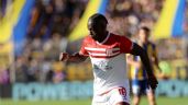 Foto ilustrativa de la nota titulada: Estudiantes de La Plata dio el batacazo ante Rosario Central en partido tenso