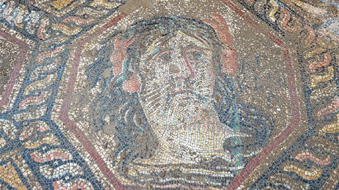 Descubrieron un mosaico de suelo de la época romana