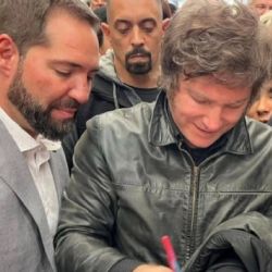 Detuvieron a un concejal por manejar ebrio un BMW en la Arístides y Casado pidió su renuncia