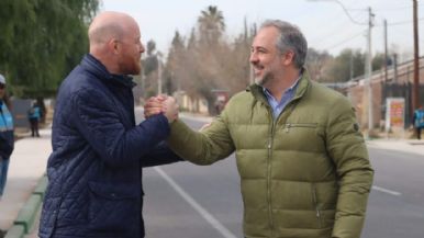 Foto iliustrativa de  Cuando los políticos se ponen por delante del pueblo
