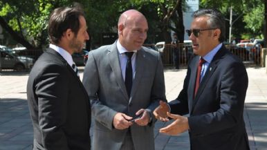 Foto iliustrativa de  El motivo por el que Cornejo no quiere perder el control del Colegio de Abogados