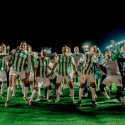 Banfield festejó el clásico ante Lanús y se salvó del descenso