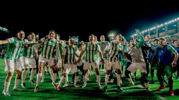 Banfield festejó el clásico ante Lanús y se salvó del descenso