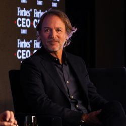 Mercado Libre pide que regulen a Shein y Temu