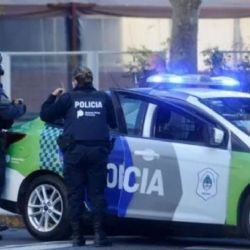 Un policía mató a un motochorro que intentó robarle cuando iba a su trabajo