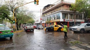 Alerta naranja por fuertes tormentas en Mendoza