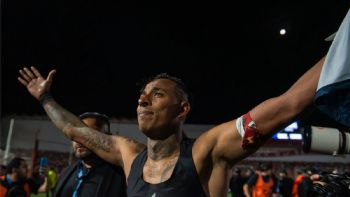 Sebastián Villa confirmó su salida de Independiente Rivadavia