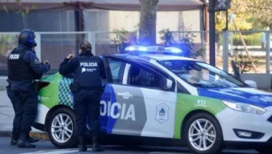 Un policía mató a un motochorro que intentó robarle cuando iba a su trabajo