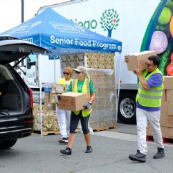 Crisis total: cada vez más trabajadores piden ayuda social para comer
