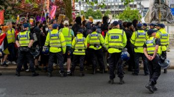 Un informe advirtió que la Policía de Londres es "racista, sexista y homófoba"