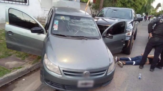 Detuvieron a dos ladrones que chocaron tras una persecución policial