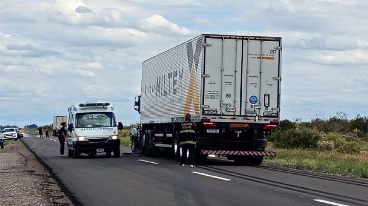 Tragedia en la ruta 153: un hombre murió tras un choque frontal