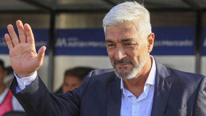 Desgastado, Omar De Felippe renunció como DT de Central Córdoba