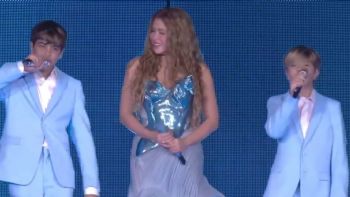 Puro talento: Shakira cantó junto a sus hijos en Vélez 