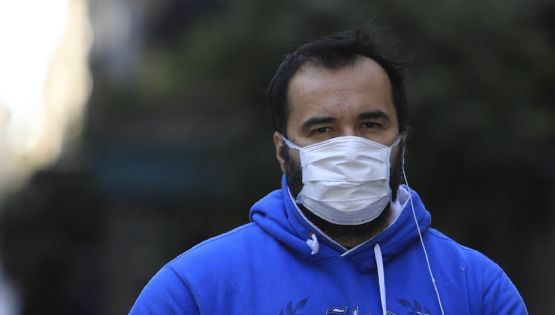 Cataluña restablece el uso obligatorio de mascarillas en hospitales