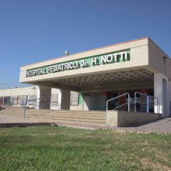 Hizo marcha atrás y atropelló a su hijo de 2 años en Lavalle 