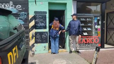 Foto iliustrativa de  Detuvieron a la tesorera de Sur Finanzas tras un nuevo allanamiento