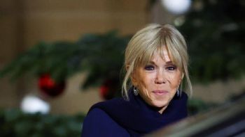 Brigitte Macron llamó “sucias p...” a un grupo de feministas