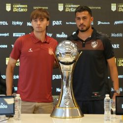 Estudiantes de La Plata y Platense se enfrentan en el Trofeo de Campeones