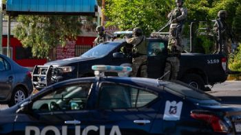 Megaoperativo con 37 allanamientos y 20 detenidos en La Favorita