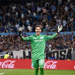 Racing pasó por penales ante Tigre y enfrentará diezmado a Boca