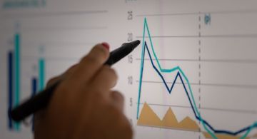 Por la volatilidad financiera, el crecimiento mundial se desacelerará al 2,6 % en 2025