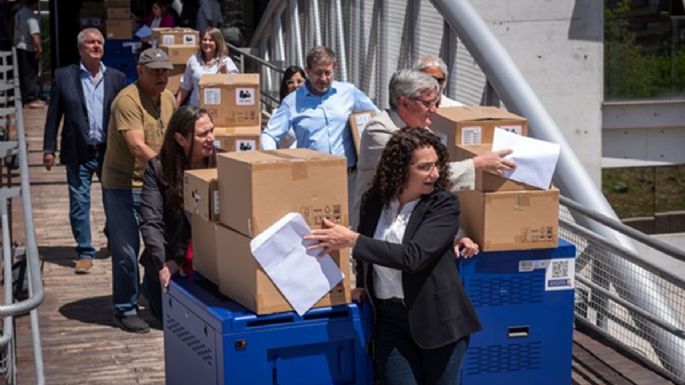 Romina Méndez: "Cuando usamos plataformas con IA, los chicos no faltan, van a la escuela"