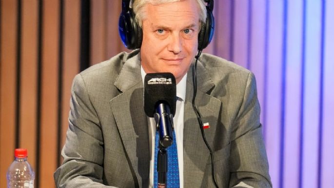 Jara y Kast cruzan golpes bajos, acusaciones y reproches en un tenso debate