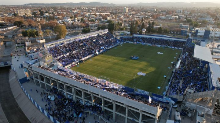 La política mendocina se mete en las elecciones del Tomba