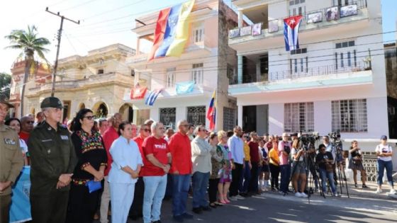 Se metió Cuba en la disputa Estados Unidos-Venezuela y tildó de “farsa” la guerra antidroga