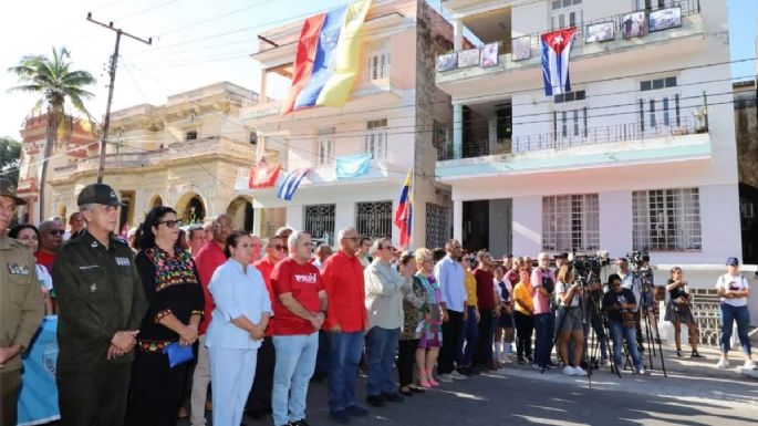 Se metió Cuba en la disputa Estados Unidos-Venezuela y tildó de “farsa” la guerra antidroga