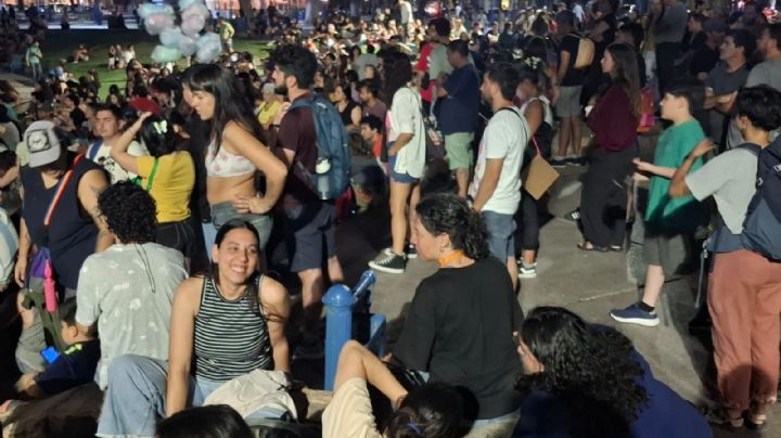 Llegan los ambientalistas antimineros a la Plaza Independencia