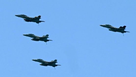 Aviones de combate estadounidenses F-18 ingresaron al espacio aéreo venezolano