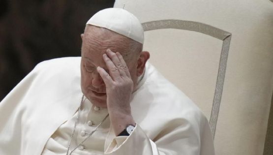 Los mendocinos llenaron la catedral para rezar por el alma de Francisco