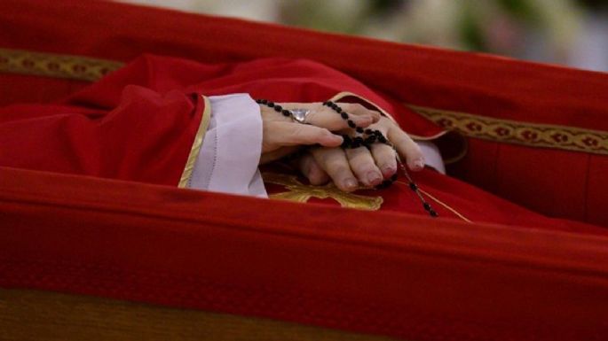 Más de 20.000 personas despidieron al papa Francisco