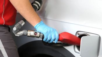 La venta de combustibles subió 4,79% interanual en septiembre