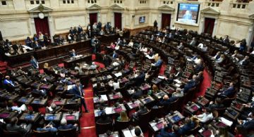 Legisladores pidieron armar una comitiva para viajar a Roma