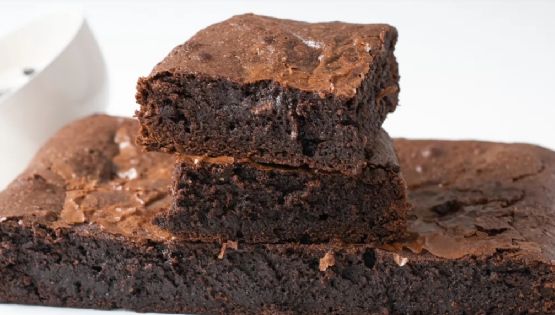 Cómo preparar el brownie viral en tres pasos