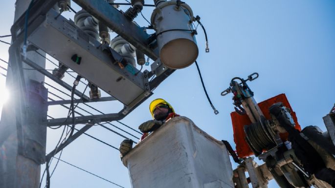 El Gobierno pone en marcha un nuevo plan de regularización de deudas para distribuidoras eléctricas