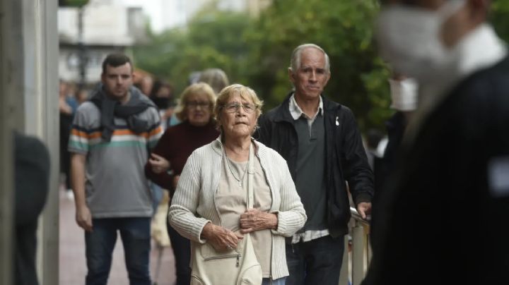 La Justicia declaró inconstitucional la fórmula de movilidad de Alberto Fernández