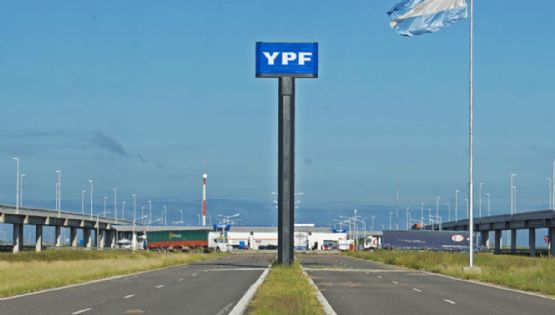 Buena noticia: YPF baja el precio de sus combustibles