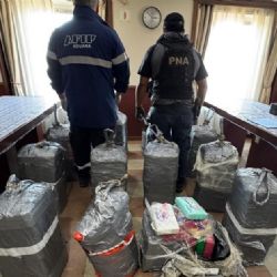 La Aduana descubrió 400 kilos de cocaína en un buque