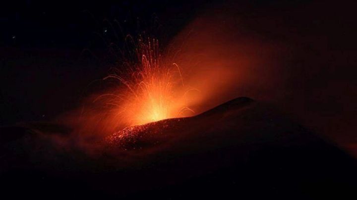 El volcán Etna mantiene en vilo a Italia