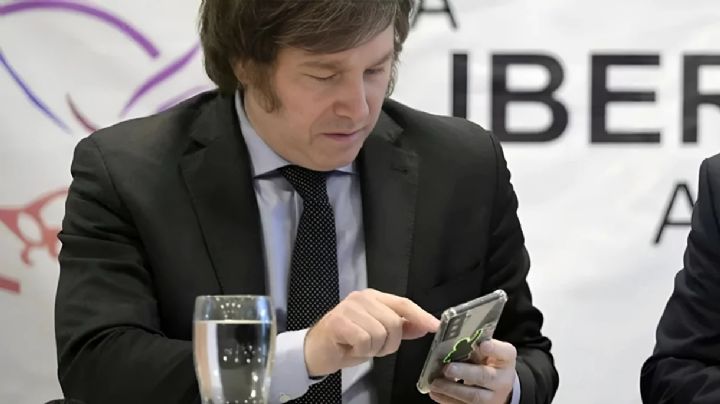 Javier Milei viaja a Paraguay y se reunirá con Santiago Peña