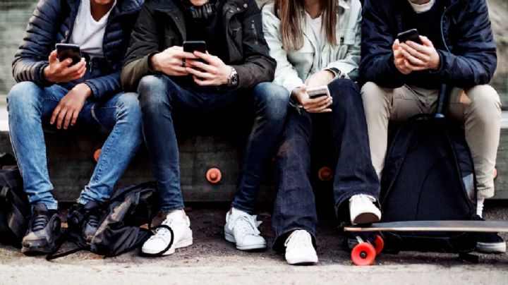 Cinco hábitos para evitar el uso excesivo del celular 