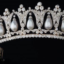 La Pearl Poiré: la delicada tiara de la Reina Dinamarca 